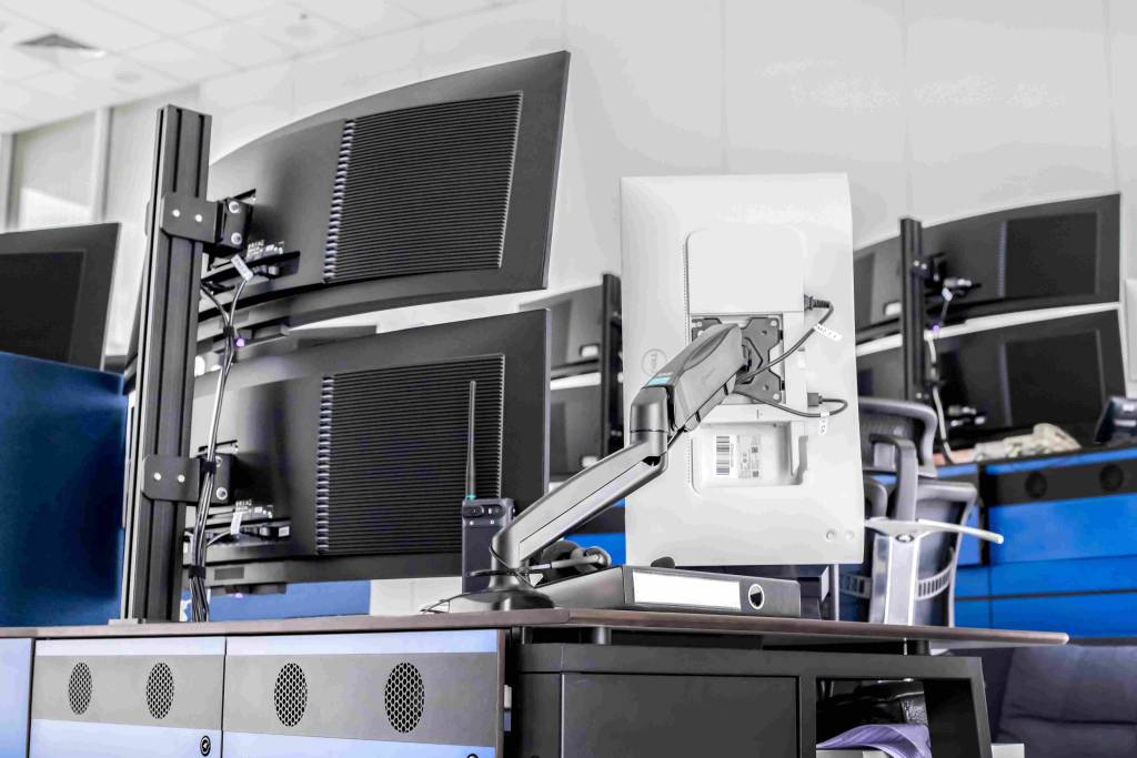 IMG_6796-.jpg IMG_6796-.jpg