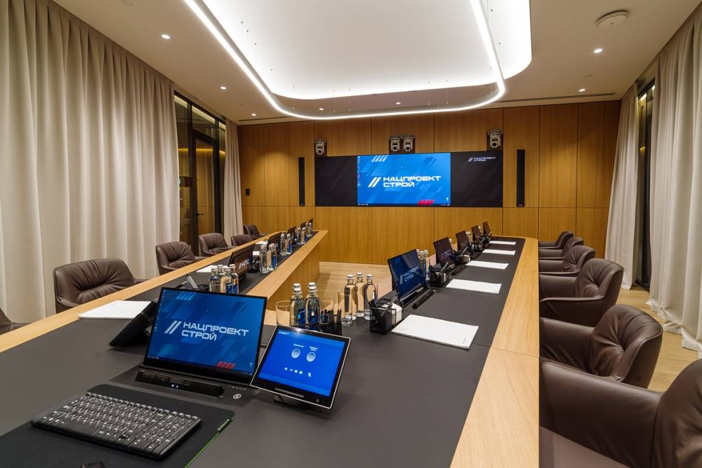 02 (1).jpg 02 (1).jpg