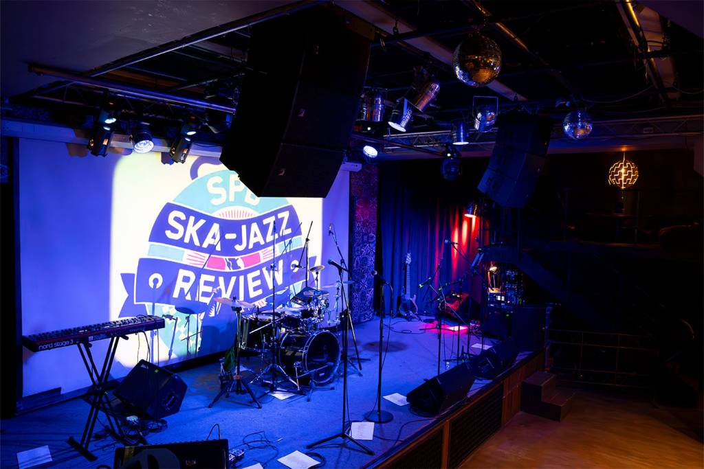 Place5.jpg Place5.jpg