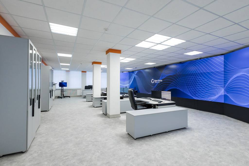 T-plyus-1.jpg T-plyus-1.jpg